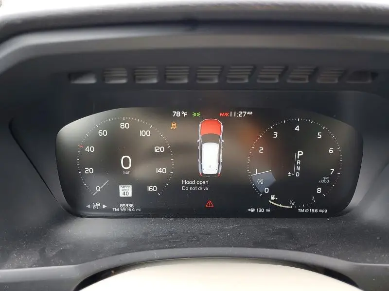 2019 VOLVO XC90 T6 MOMENTUM  