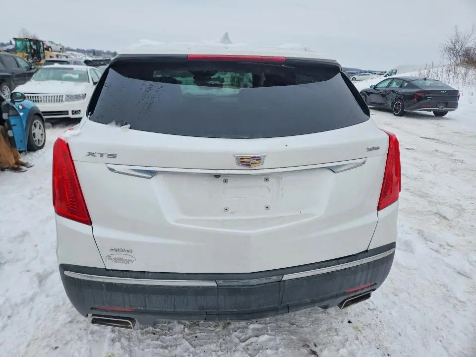 2017 CADILLAC XT5 LUXURY  