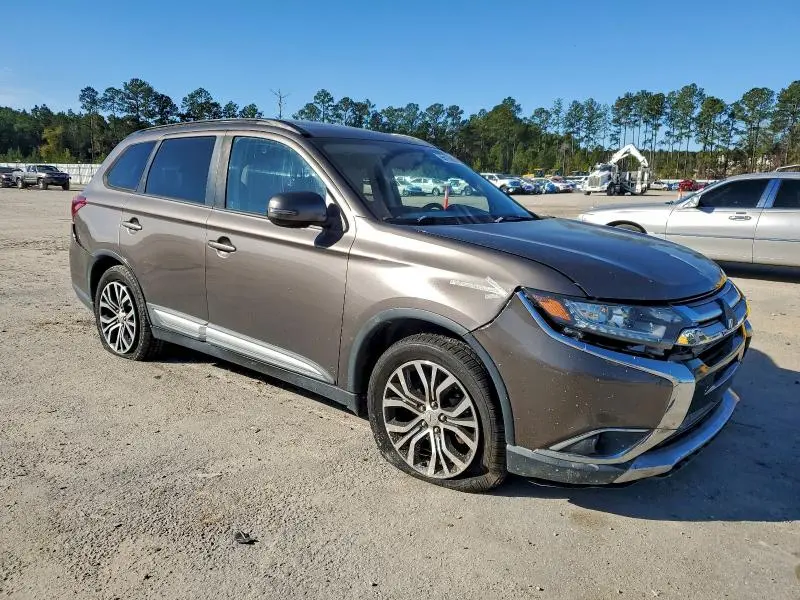 2016 MITSUBISHI OUTLANDER SE  