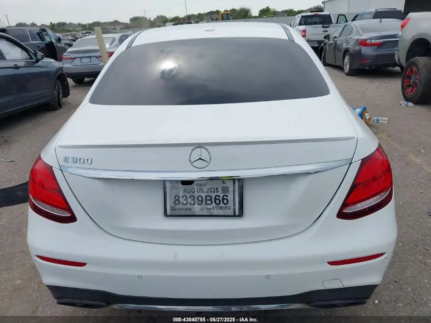2017 MERCEDES-BENZ E 300  