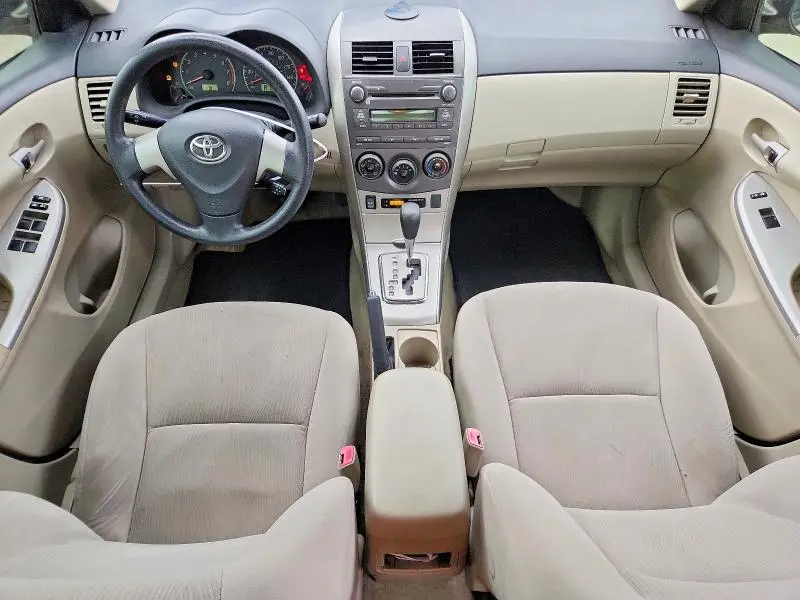 2011 TOYOTA COROLLA LE  