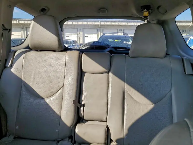 2011 TOYOTA RAV4 LIMITED  