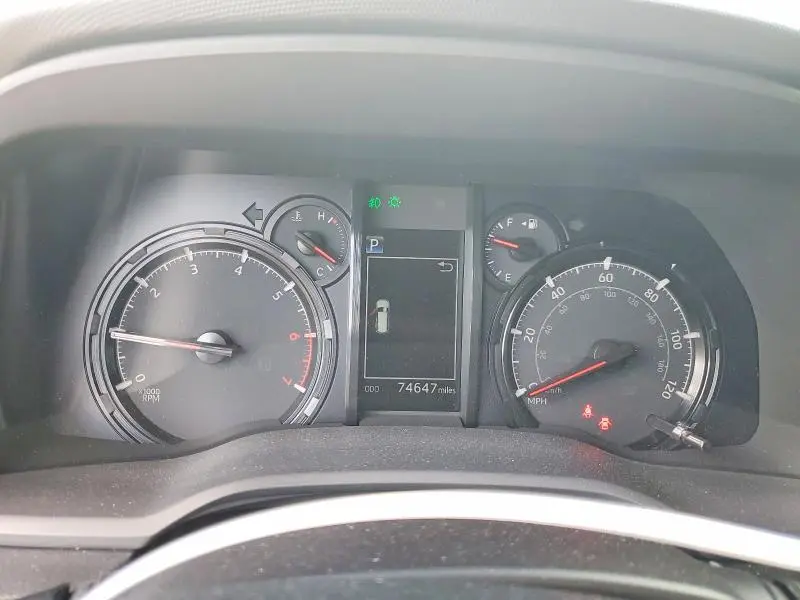 2020 TOYOTA 4RUNNER SR5  