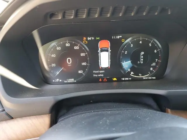 2018 VOLVO XC90 T6  