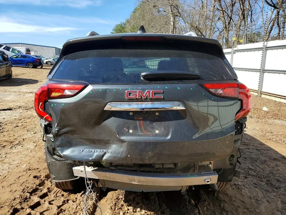 2021 GMC TERRAIN SLT  