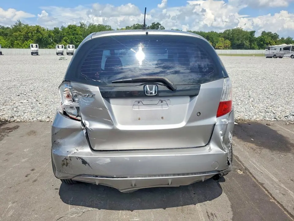 2010 HONDA FIT   