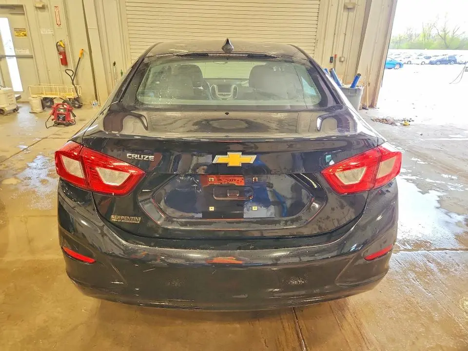 2018 CHEVROLET CRUZE LS  