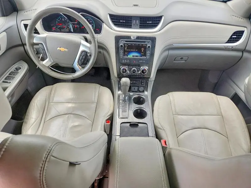 2015 CHEVROLET TRAVERSE LT  