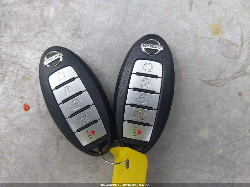 2020 NISSAN VERSA SR XTRONIC CVT