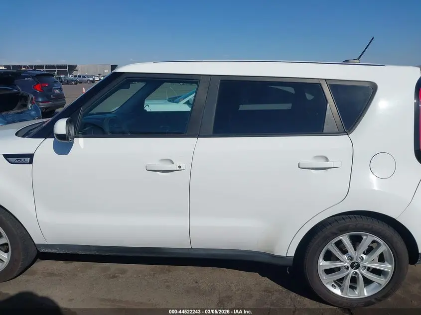 2018 KIA SOUL +