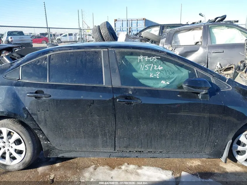 2025 TOYOTA COROLLA LE