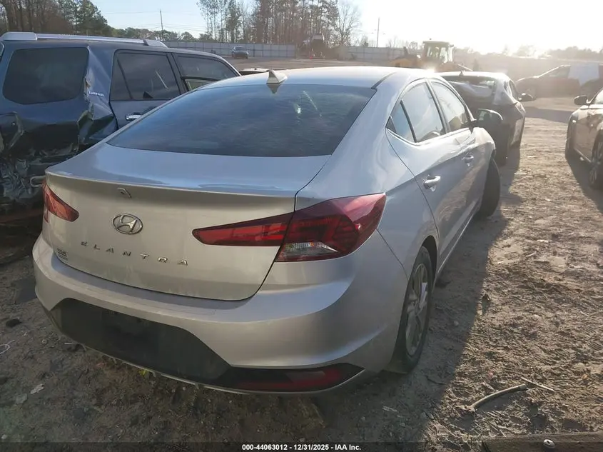 2020 HYUNDAI ELANTRA SEL