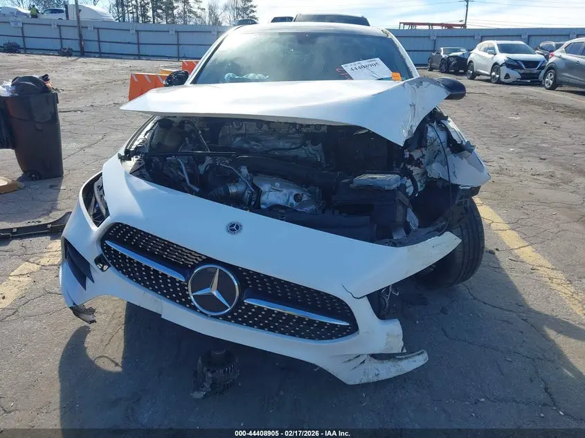 2021 MERCEDES-BENZ A 220  