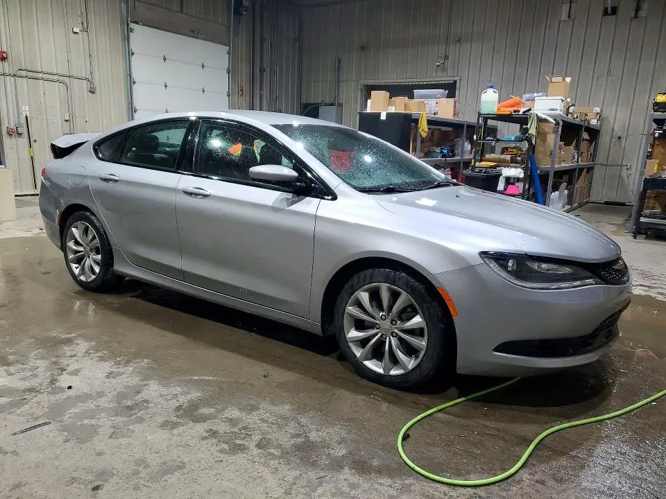 2015 CHRYSLER 200 S  