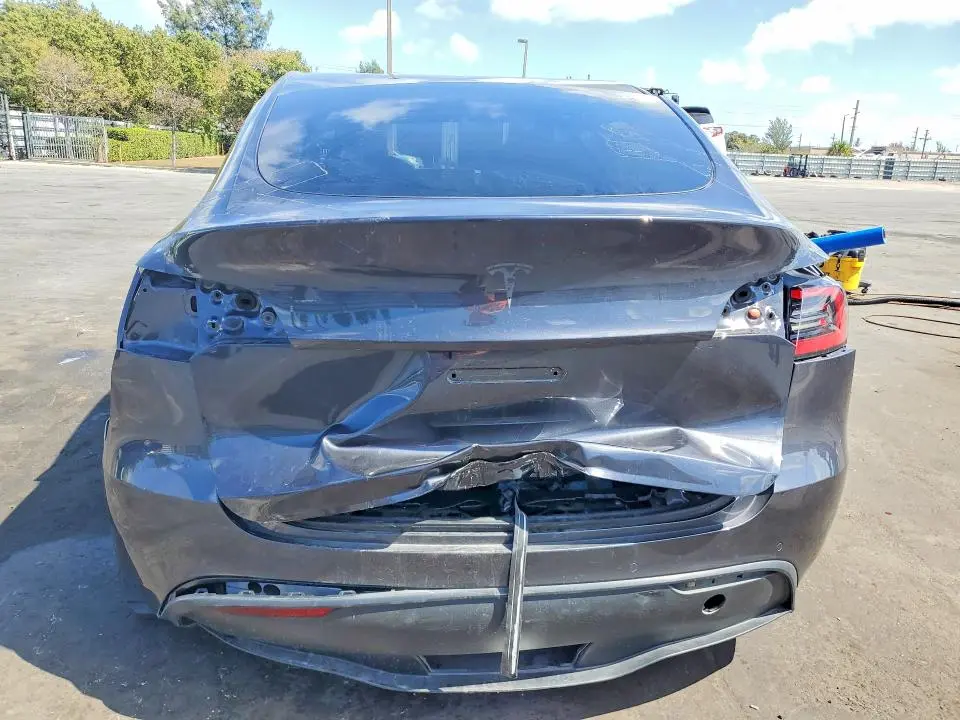 2022 TESL MODEL Y   