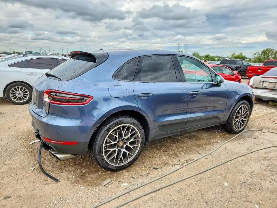 2017 PORSCHE MACAN S  