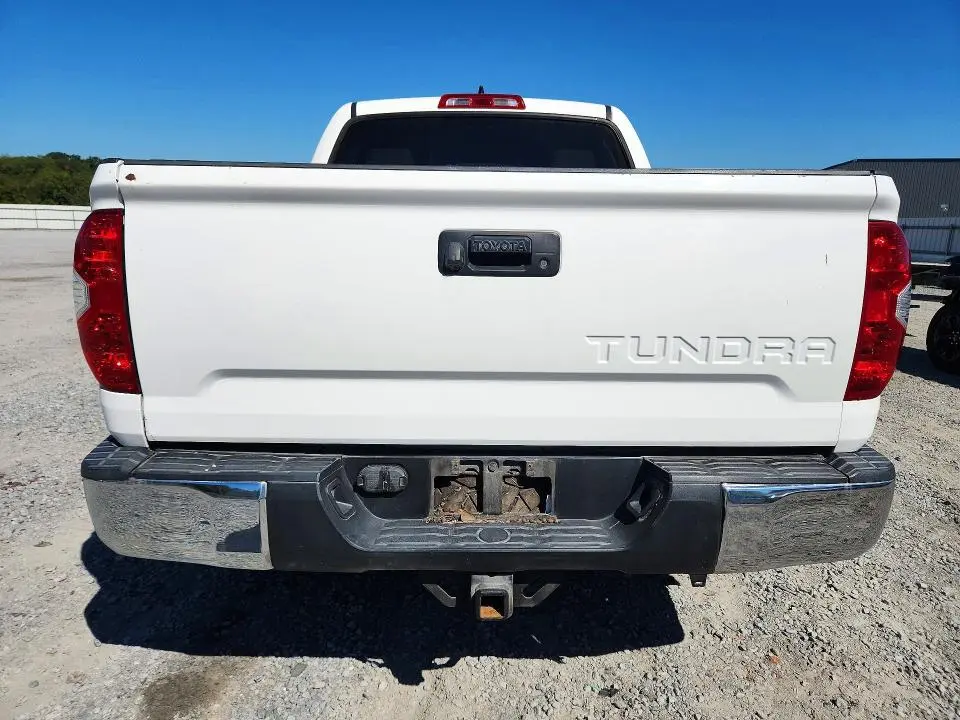 2021 TOYOTA TUNDRA SR5  