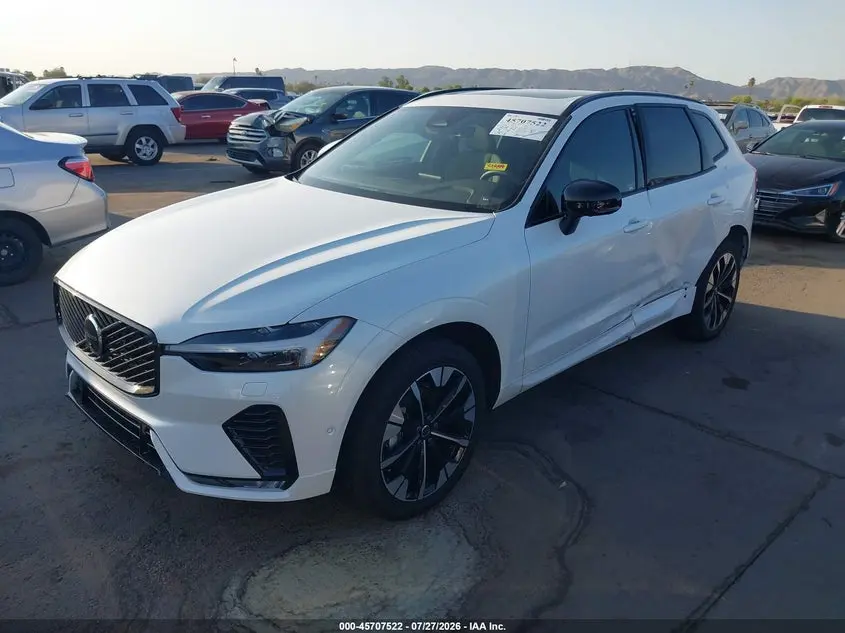 2026 VOLVO XC60 B5 PLUS