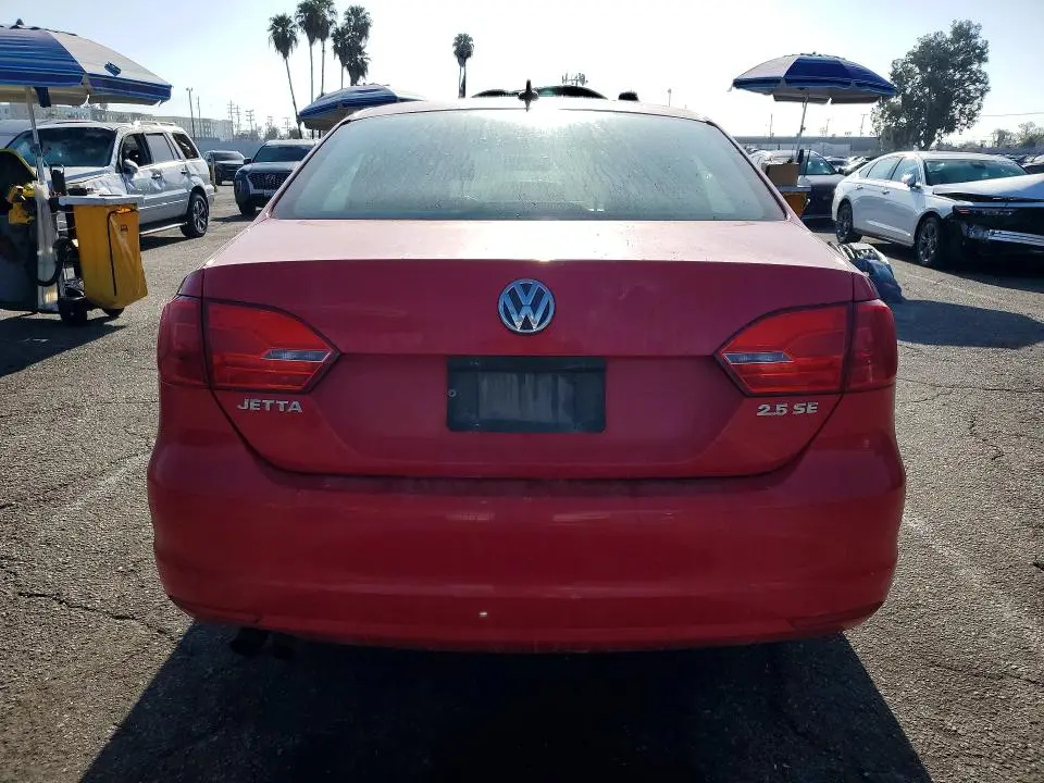 2012 VOLKSWAGEN JETTA SE  