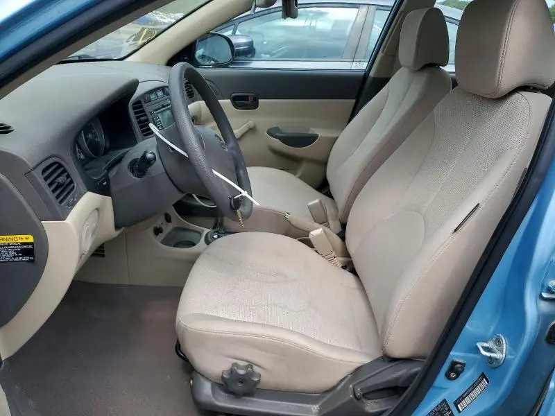 2010 HYUNDAI ACCENT GLS  