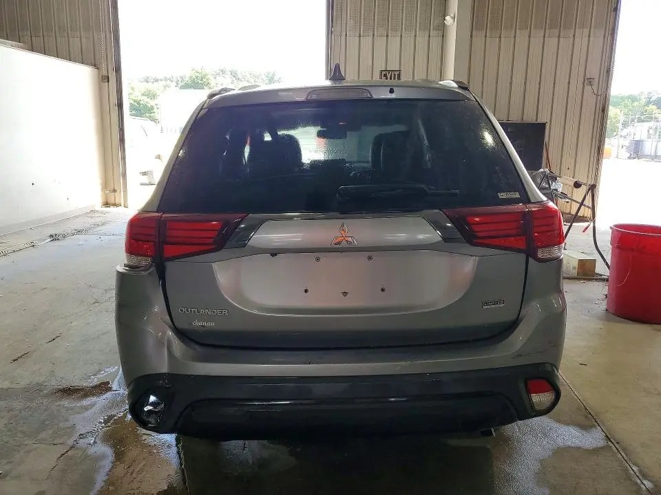 2020 MITSUBISHI OUTLANDER SE  