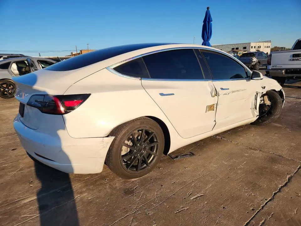 2020 TESLA MODEL 3   