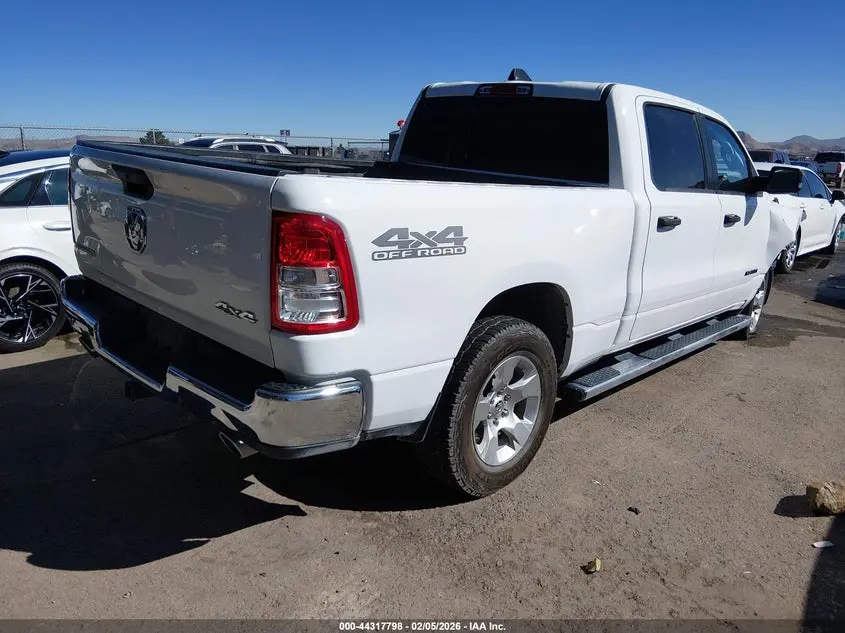 2023 RAM 1500 BIG HORN  4X4 6'4 BOX