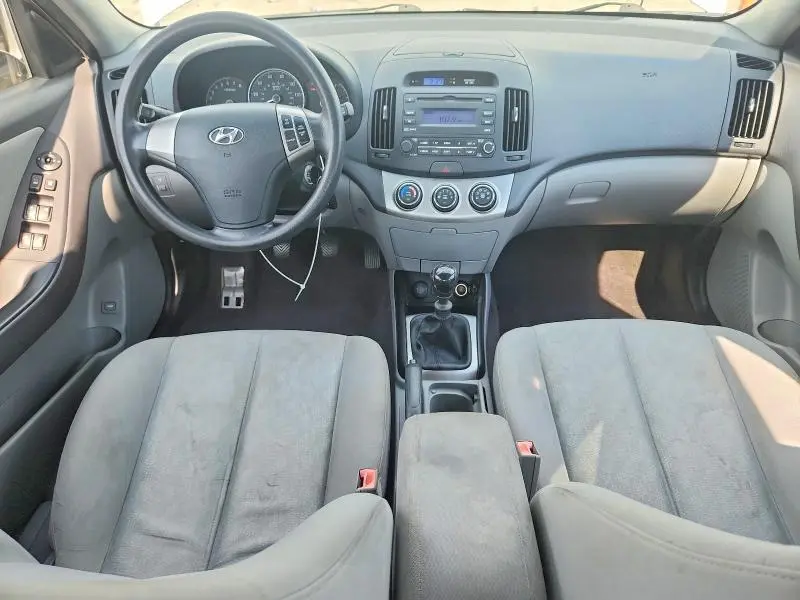 2010 HYUNDAI ELANTRA BLUE  