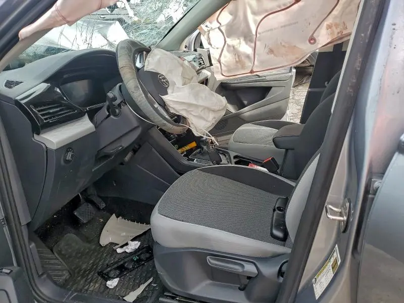 2024 VOLKSWAGEN TAOS S  