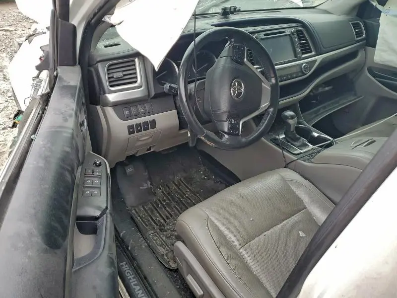 2017 TOYOTA HIGHLANDER LIMITED  