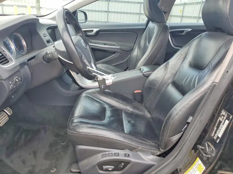 2013 VOLVO S60 T6  