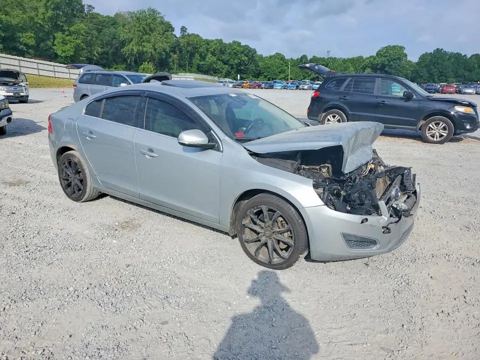 2013 VOLVO S60 T6  