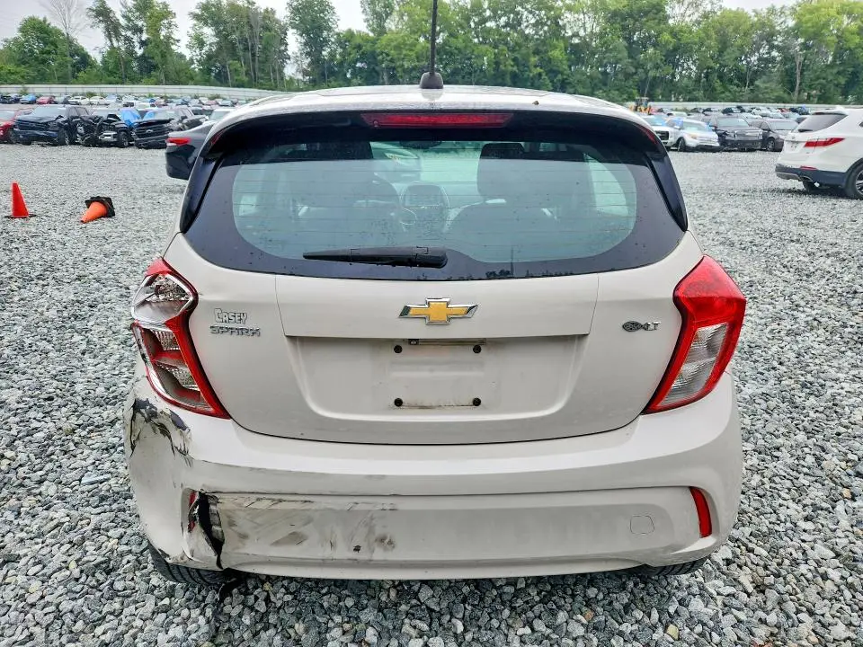 2016 CHEVROLET SPARK 1LT  