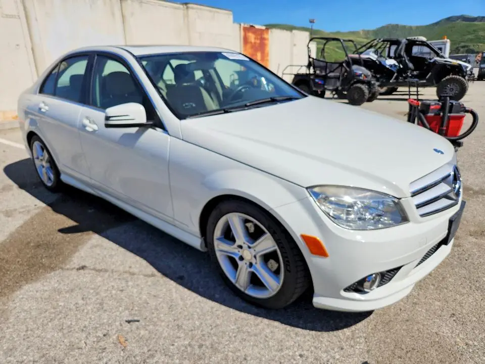 2010 MERCEDES-BENZ C 300  