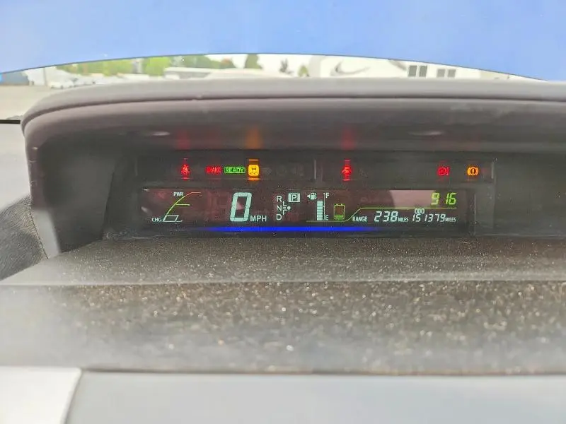 2014 TOYOTA PRIUS V FIVE  