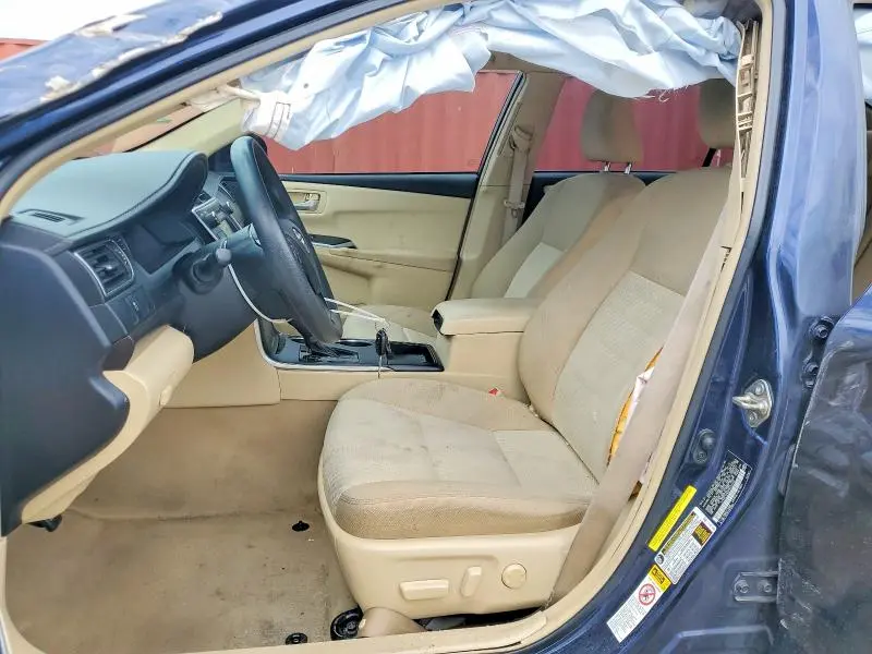 2015 TOYOTA CAMRY LE  