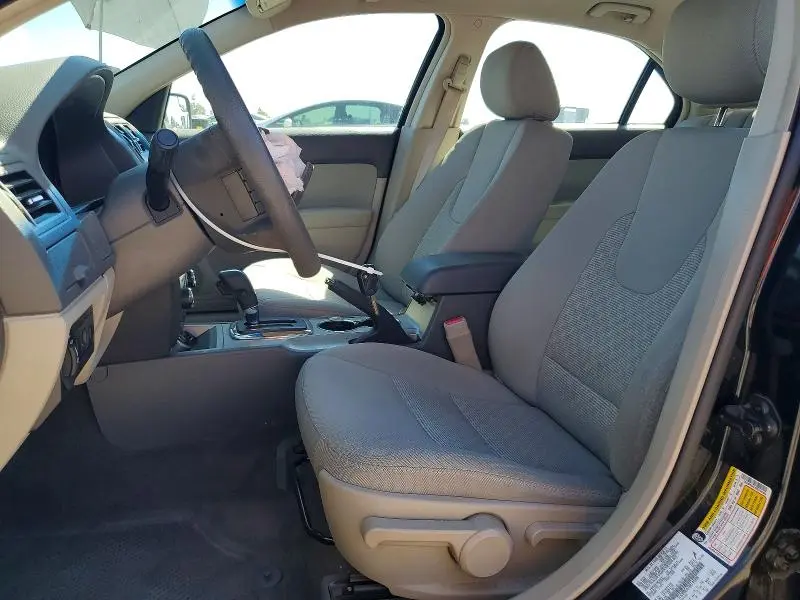 2011 FORD FUSION S  