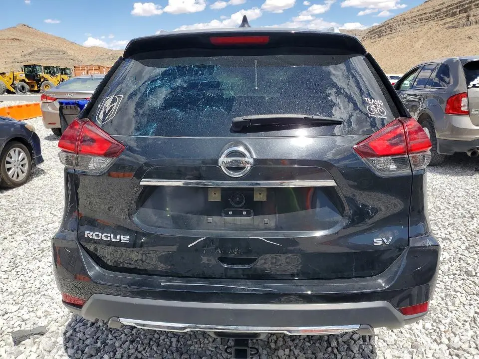 2017 NISSAN ROGUE SV  
