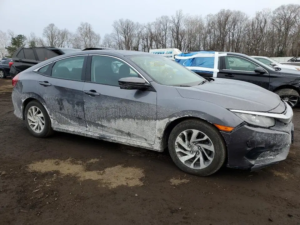 2018 HONDA CIVIC EX  