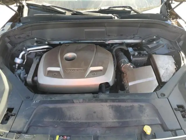 2019 VOLVO XC90 T6 MOMENTUM  