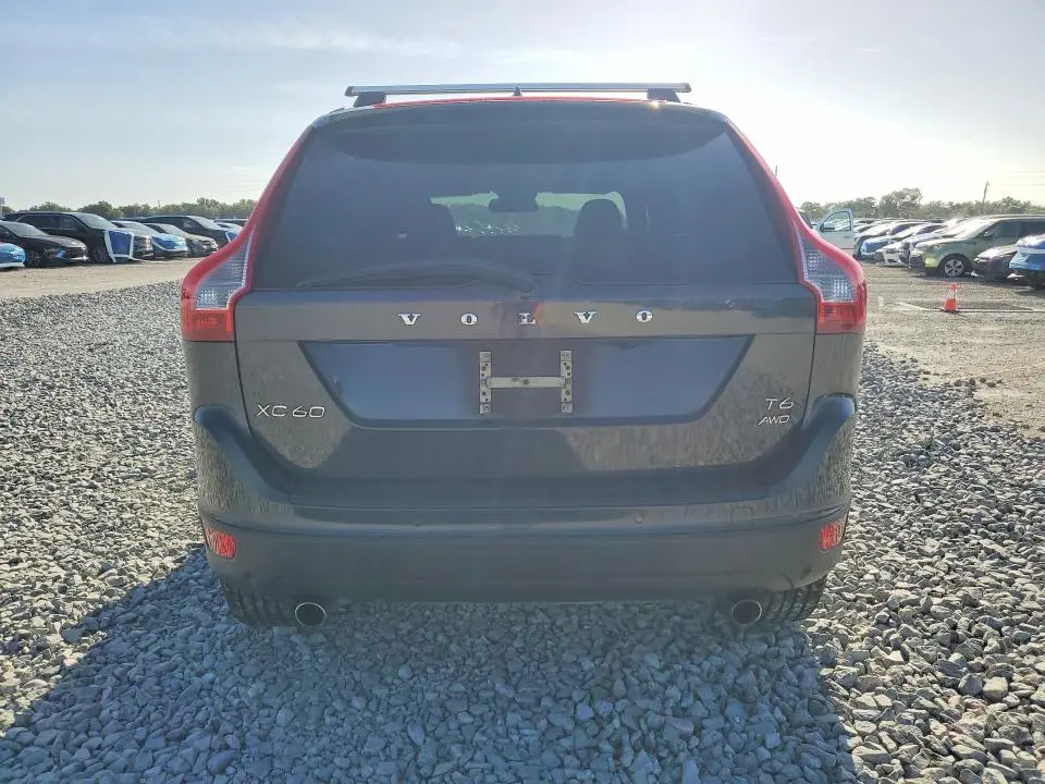 2013 VOLVO XC60 T6  