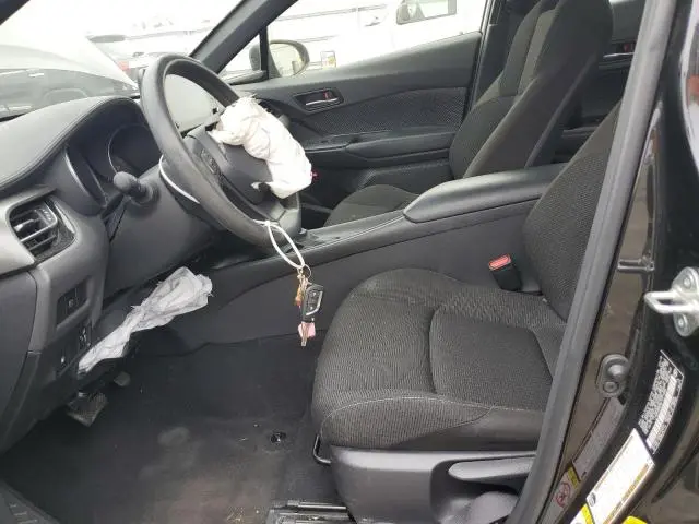 2019 TOYOTA C-HR XLE  