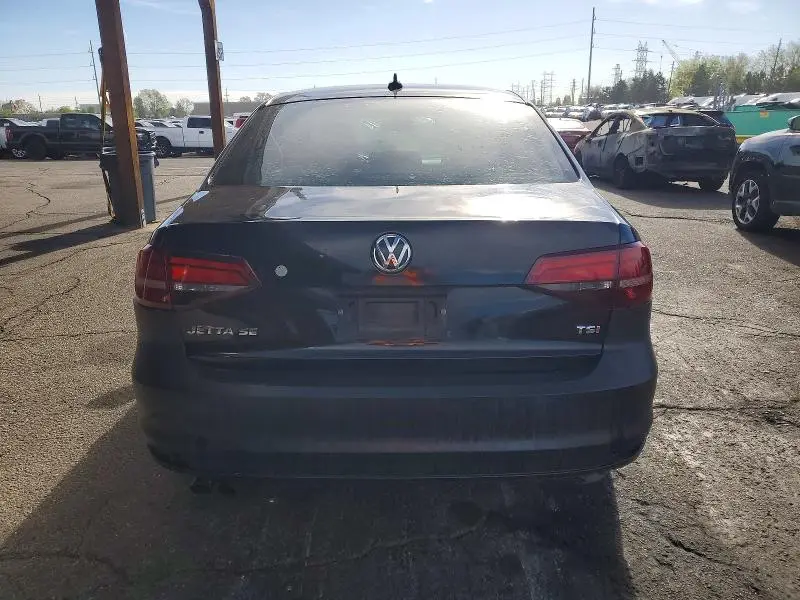 2016 VOLKSWAGEN JETTA SE  