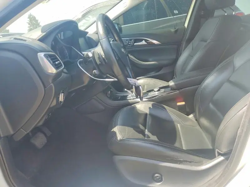 2017 INFINITI QX30 PREMIUM  