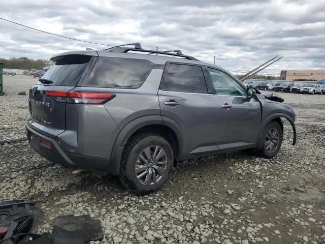 2024 NISSAN PATHFINDER SV  
