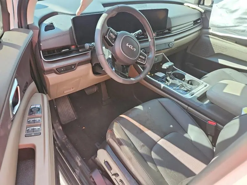 2026 KIA CARNIVAL SX  