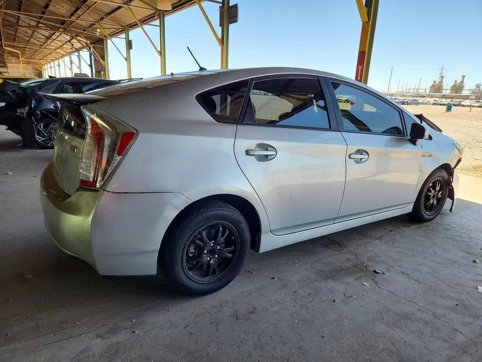 2014 TOYOTA PRIUS TWO  