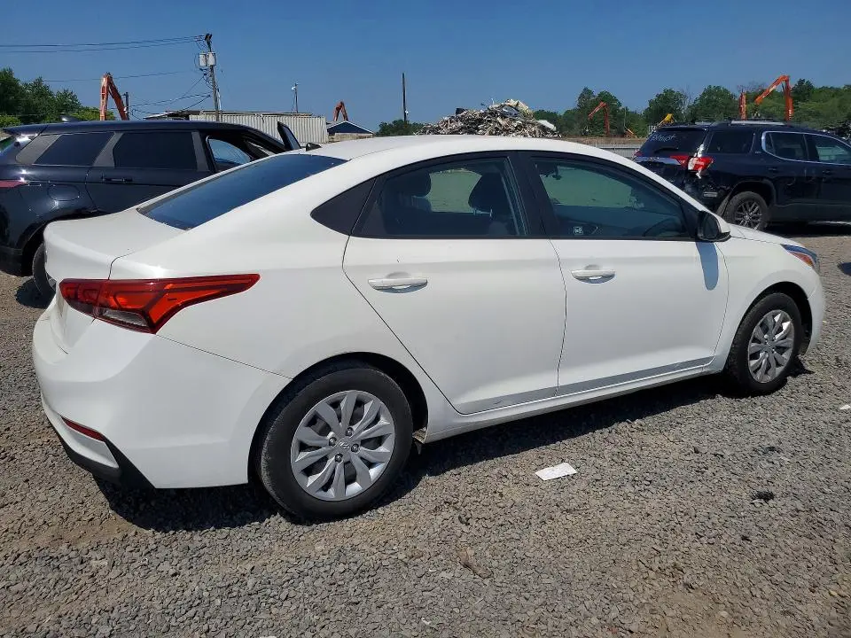 2021 HYUNDAI ACCENT SE  