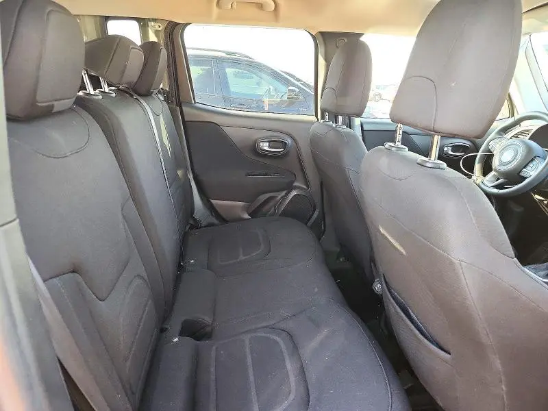 2019 JEEP RENEGADE LATITUDE  