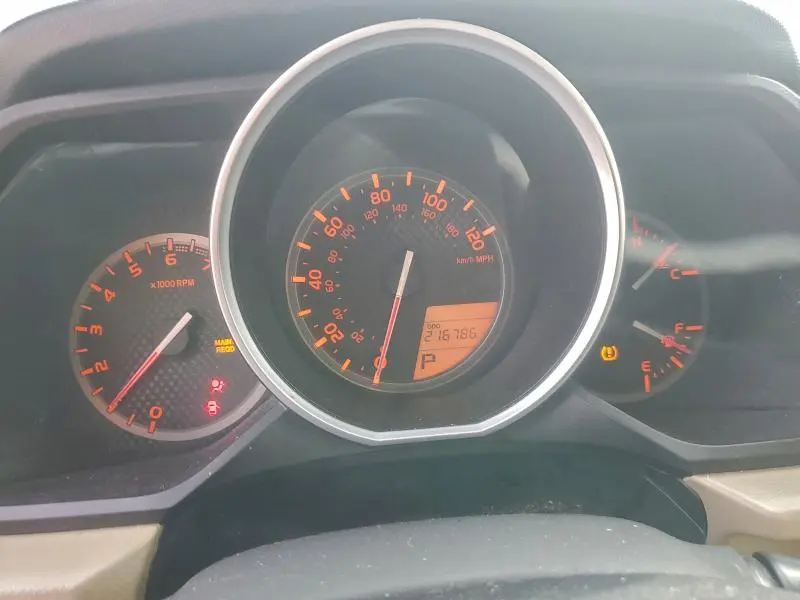 2010 TOYOTA 4RUNNER SR5  